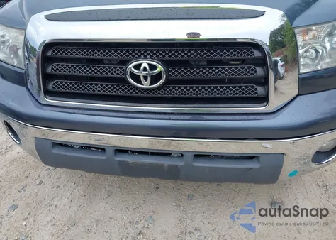 2008 Toyota Tundra Sr5 5.7L V8 z USA, uszkodzony, nr VIN 5TFBV54128X068023